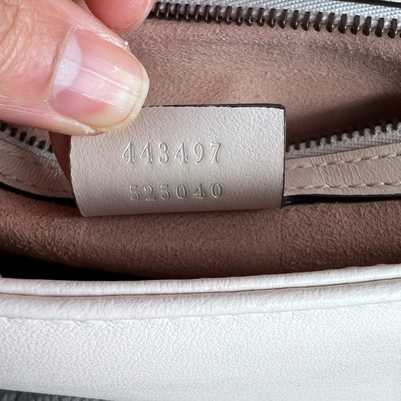 SOLD- AUTHENTIC Gucci Marmont Matelasse Mini in White - Picture 5 of 12